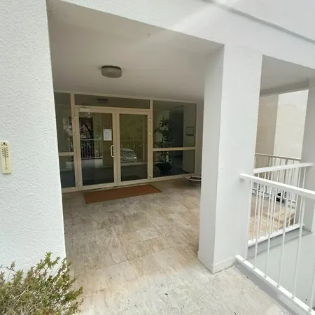 Appartement Climatise Parc Paradis 150 M Des Thermes Gréoux-les-Bains