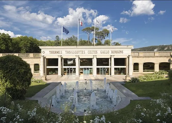 Apartment Climatise Parc Paradis 150 M Des Thermes